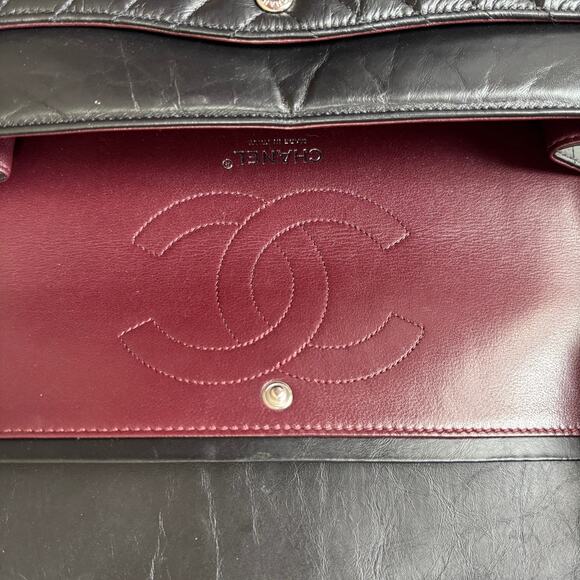 CHANEL 2.55 So Black Reissue Aged Calfskin Quilted Chevron Chain Flap Bag 226 - Picture 10 of 13